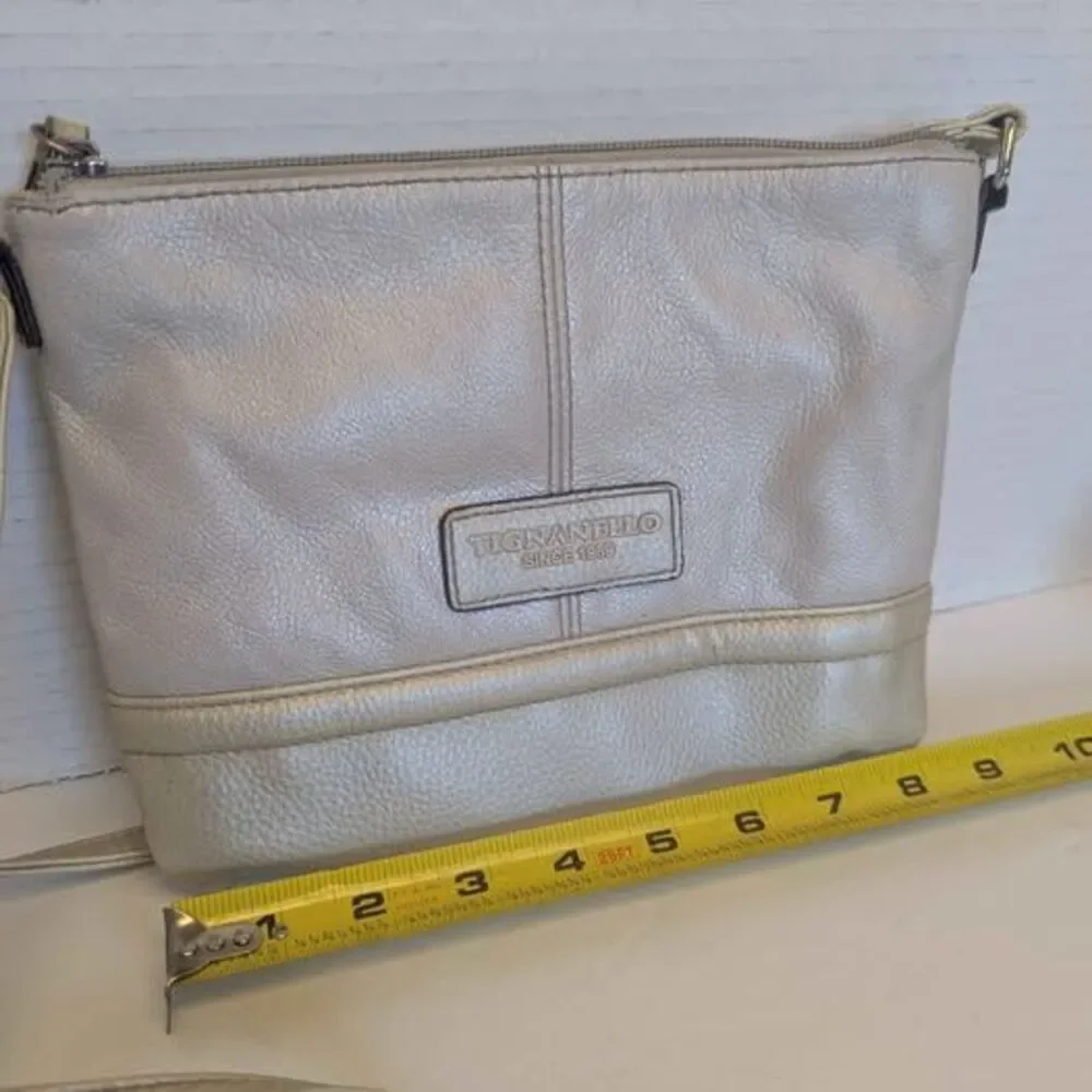 Vintage Off White Cream Colored Leather Tignanello Crossbody Purse 8.5x7x1
